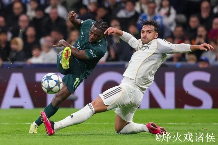 阿斯:多库在伯纳乌无法阻挡,皇马唯一的办法就 阿斯:多库在伯纳乌无法阻挡,皇马唯一的办法就