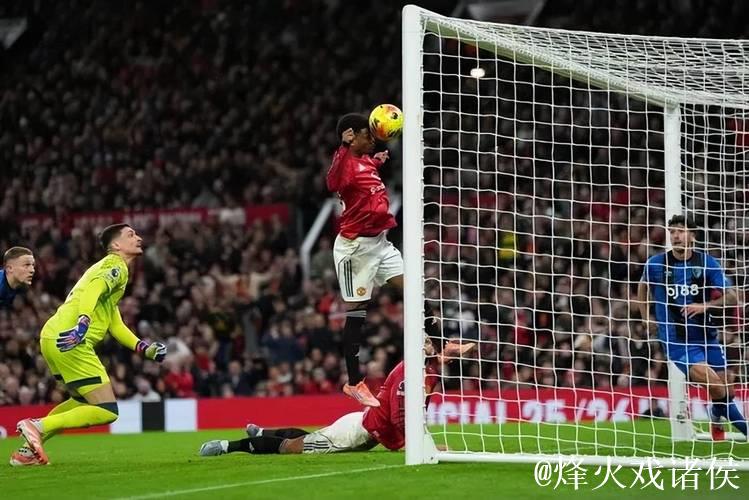 疯狂4-4!曼联4轮不败仍排第6:全场3大亮点 暴露两大顽疾 疯狂4-4!曼联4轮不败仍排第6:全场3大亮点 暴露两大顽疾